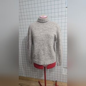 Cozy Gray Turtleneck Cashmere Sweater
